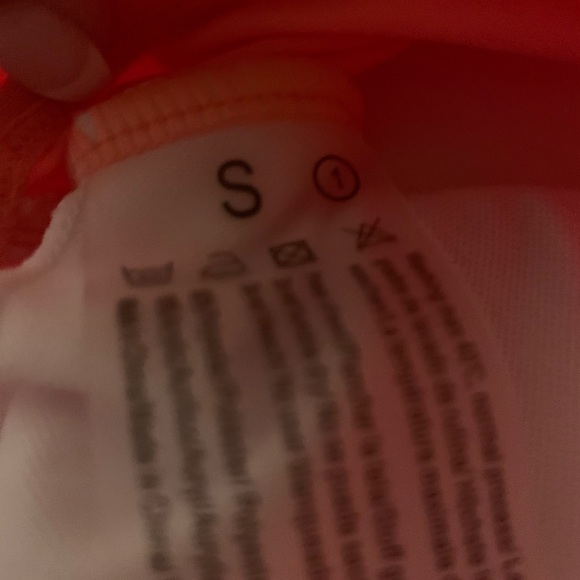 Swimsuit top - Picture 4 of 5